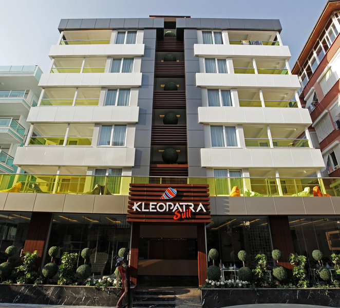 kleopatra suit hotel adults only