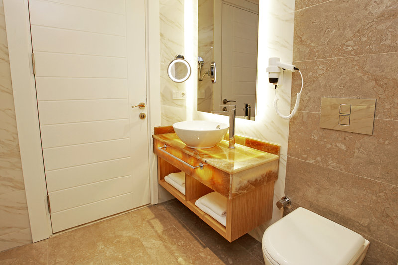 kleopatra suit hotel adults only