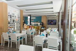 kleopatra suit hotel adults only