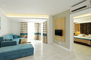 kleopatra suit hotel adults only