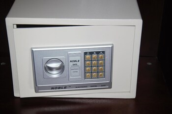 Central Hotel Tana,Near Ambohitsorohitra Palace,3 star