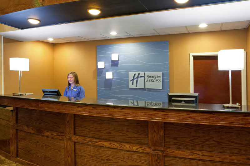 holiday inn express hotel and suites cleveland streetsboro by ihg