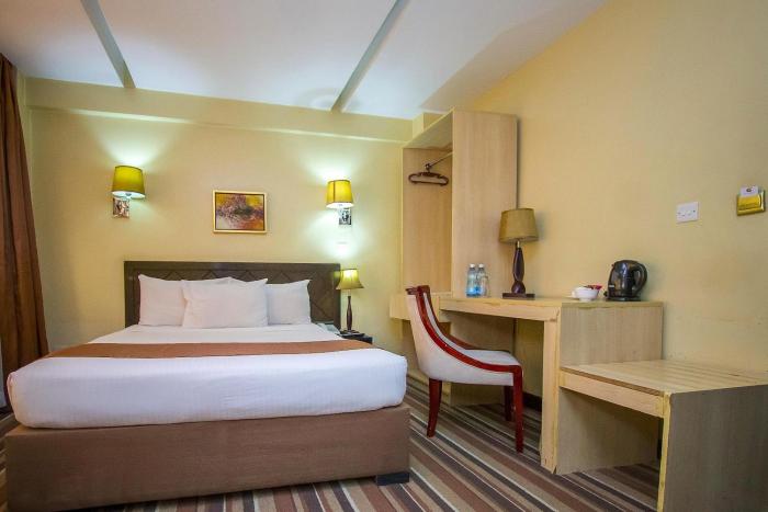 the clarion hotel