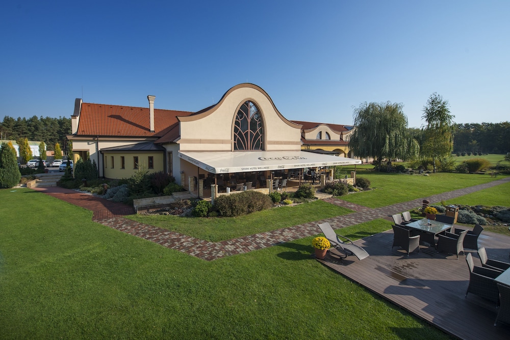 wellness hotel spark