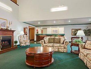Baymont Inn & Suites By Wyndham Swanton/Toledo Airport,Near The Airport,3 star