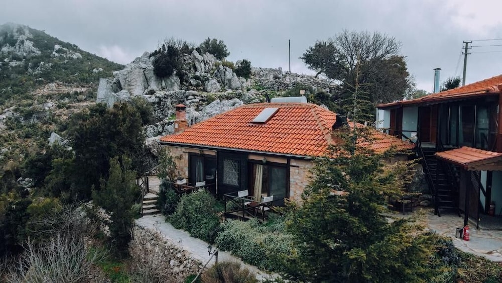 yediburunlar lighthouse boutique hotel and restaurant