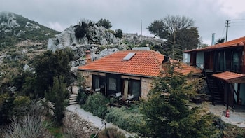 yediburunlar lighthouse boutique hotel and restaurant