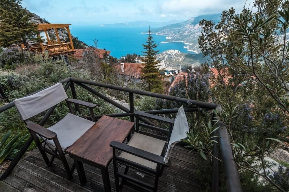 yediburunlar lighthouse boutique hotel and restaurant