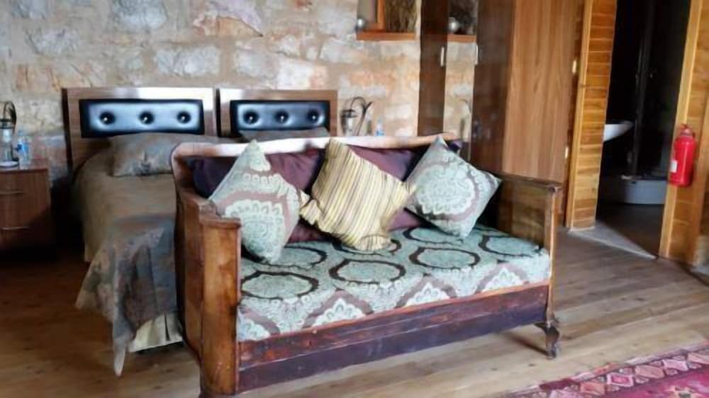 yediburunlar lighthouse boutique hotel and restaurant