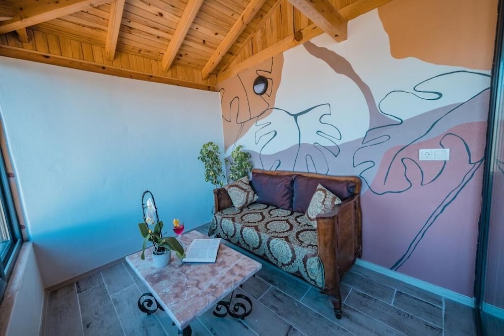 yediburunlar lighthouse boutique hotel and restaurant