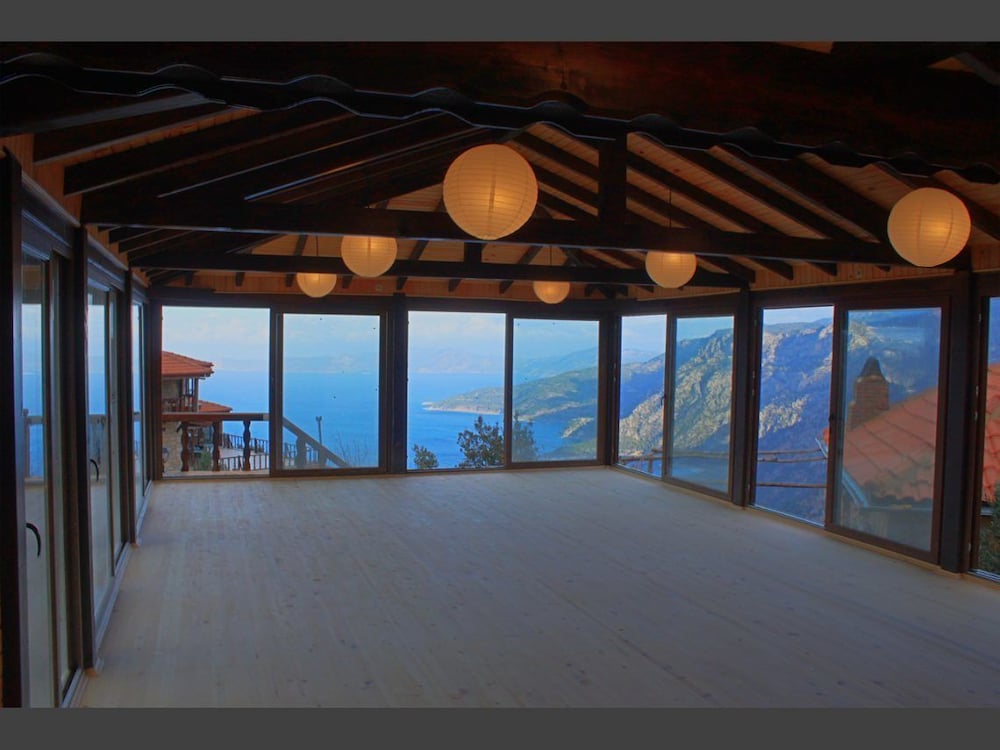 yediburunlar lighthouse boutique hotel and restaurant