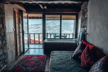 yediburunlar lighthouse boutique hotel and restaurant