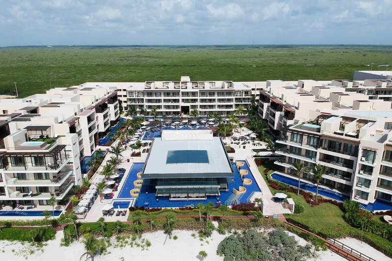 royalton riviera cancun an autograph collection all inclusive resort and casino