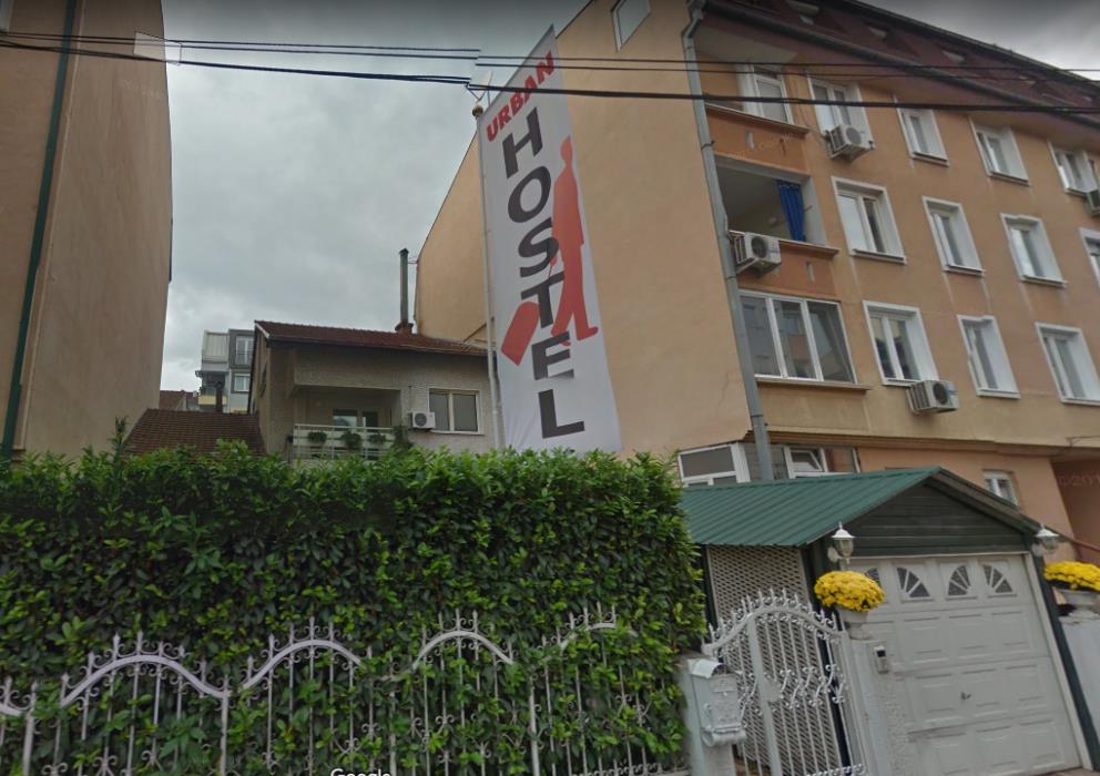 urban hostel and apartments