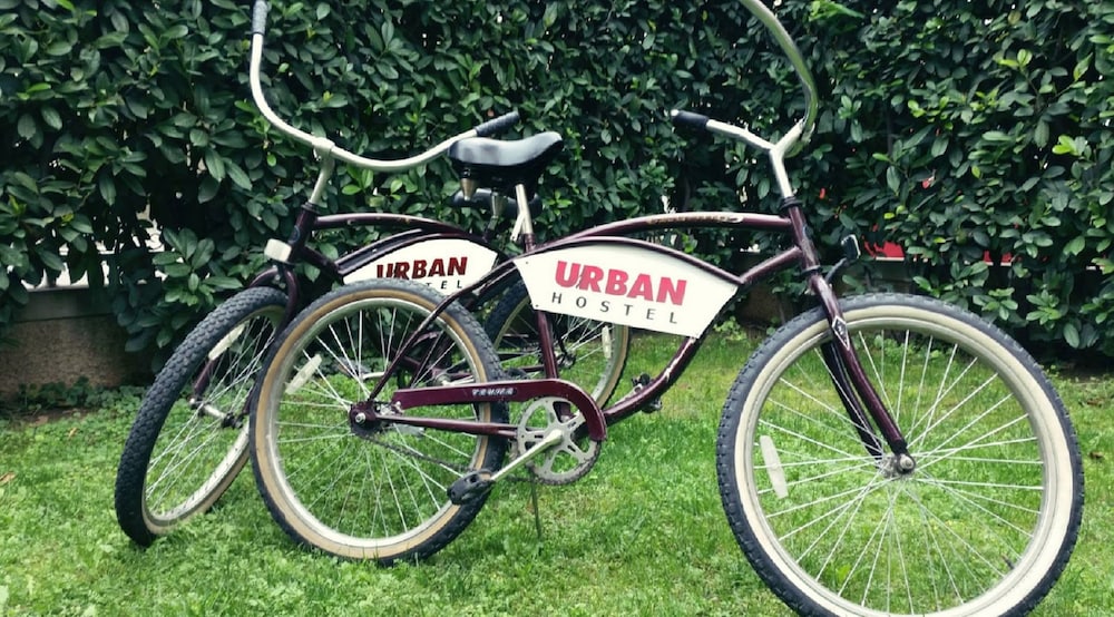 urban hostel and apartments