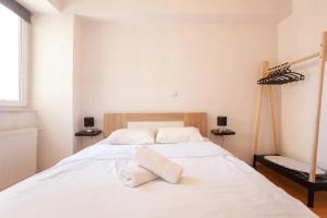 urban hostel and apartments