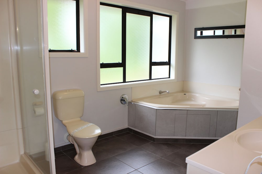 quality inn acapulco taupo