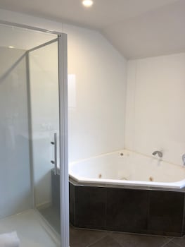 quality inn acapulco taupo