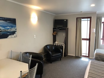 quality inn acapulco taupo