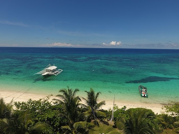 amun ini beach resort and spa