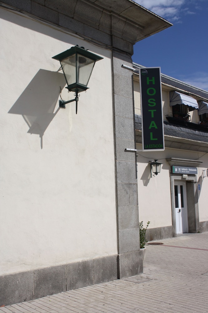 hostal estacion