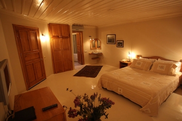 jade residence