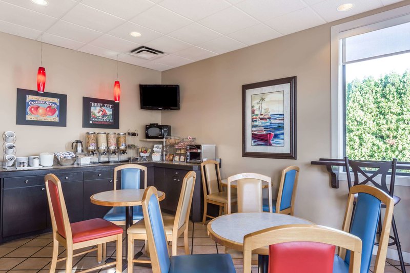 super 8 by wyndham kelowna bc