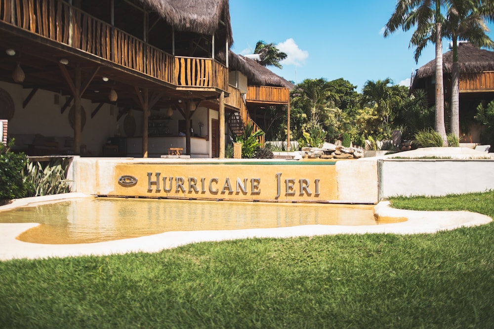hurricane jeri praia