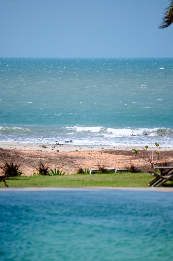 hurricane jeri praia