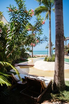 hurricane jeri praia