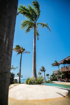 hurricane jeri praia