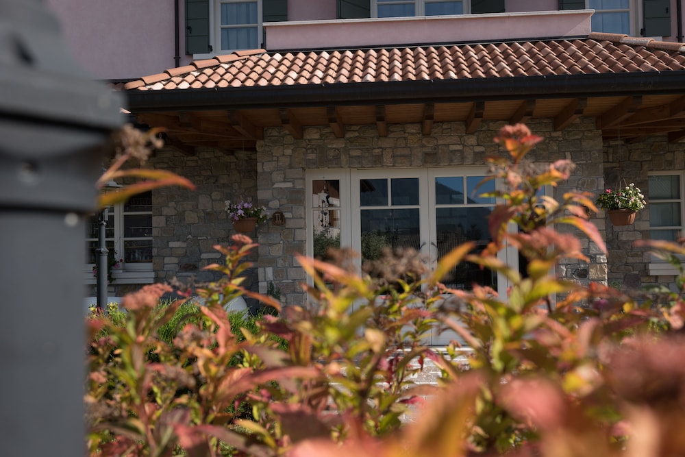 tami hotel resort spa