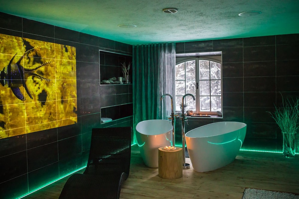 hotel and garden u holubu