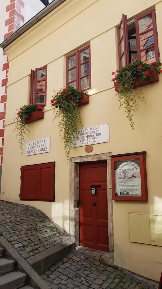 ubytovani zamecke schody