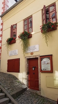 ubytovani zamecke schody