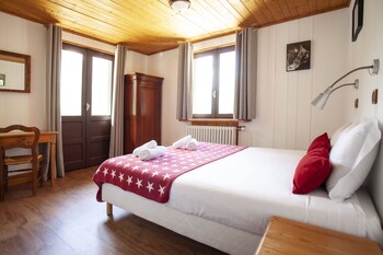 la chaumiere mountain lodge
