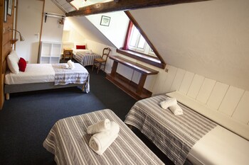 la chaumiere mountain lodge