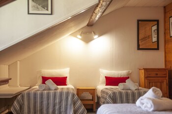 la chaumiere mountain lodge
