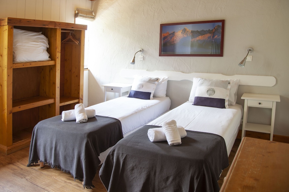la chaumiere mountain lodge