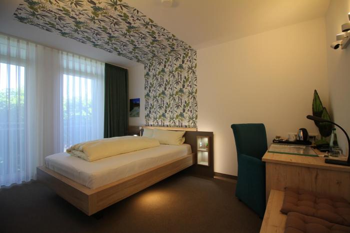 atrium garni hotel und weinhandlung