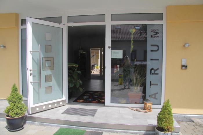 atrium garni hotel und weinhandlung