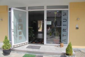 atrium garni hotel und weinhandlung