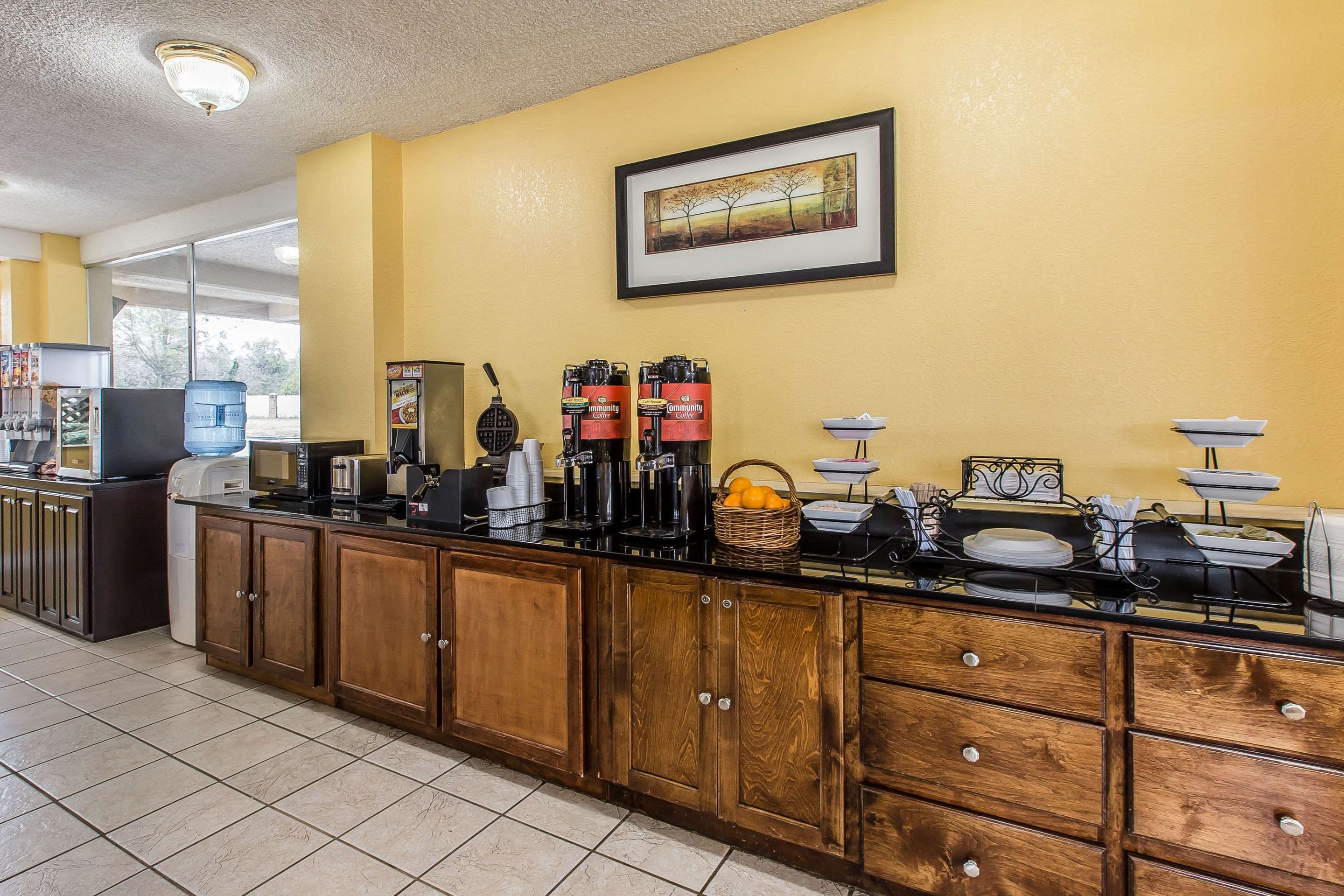 econo lodge byron