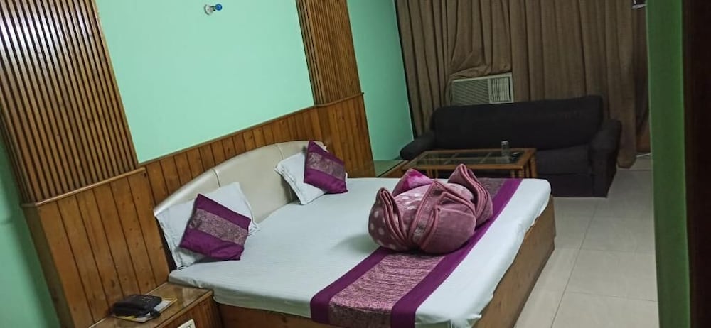 hotel delhi regency