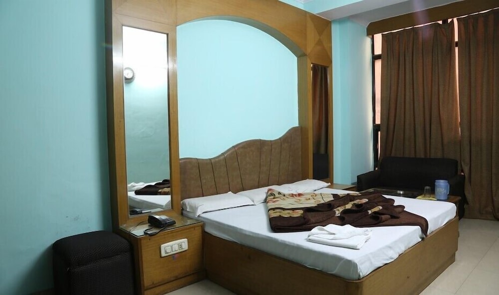 hotel delhi regency