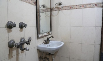 hotel delhi regency
