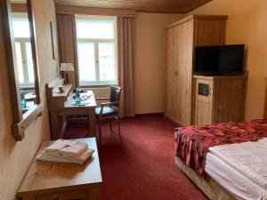 Hotel Goldner Lowe,Stolpen>>Grossharthau,3 star