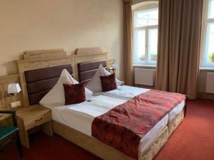 Hotel Goldner Lowe,Stolpen>>Grossharthau,3 star