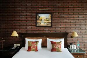 Hotel Diplomat Residency,Lajpat Nagar>>Delhi,3 star