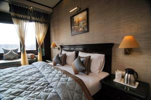 Hotel Diplomat Residency,Lajpat Nagar>>Delhi,3 star